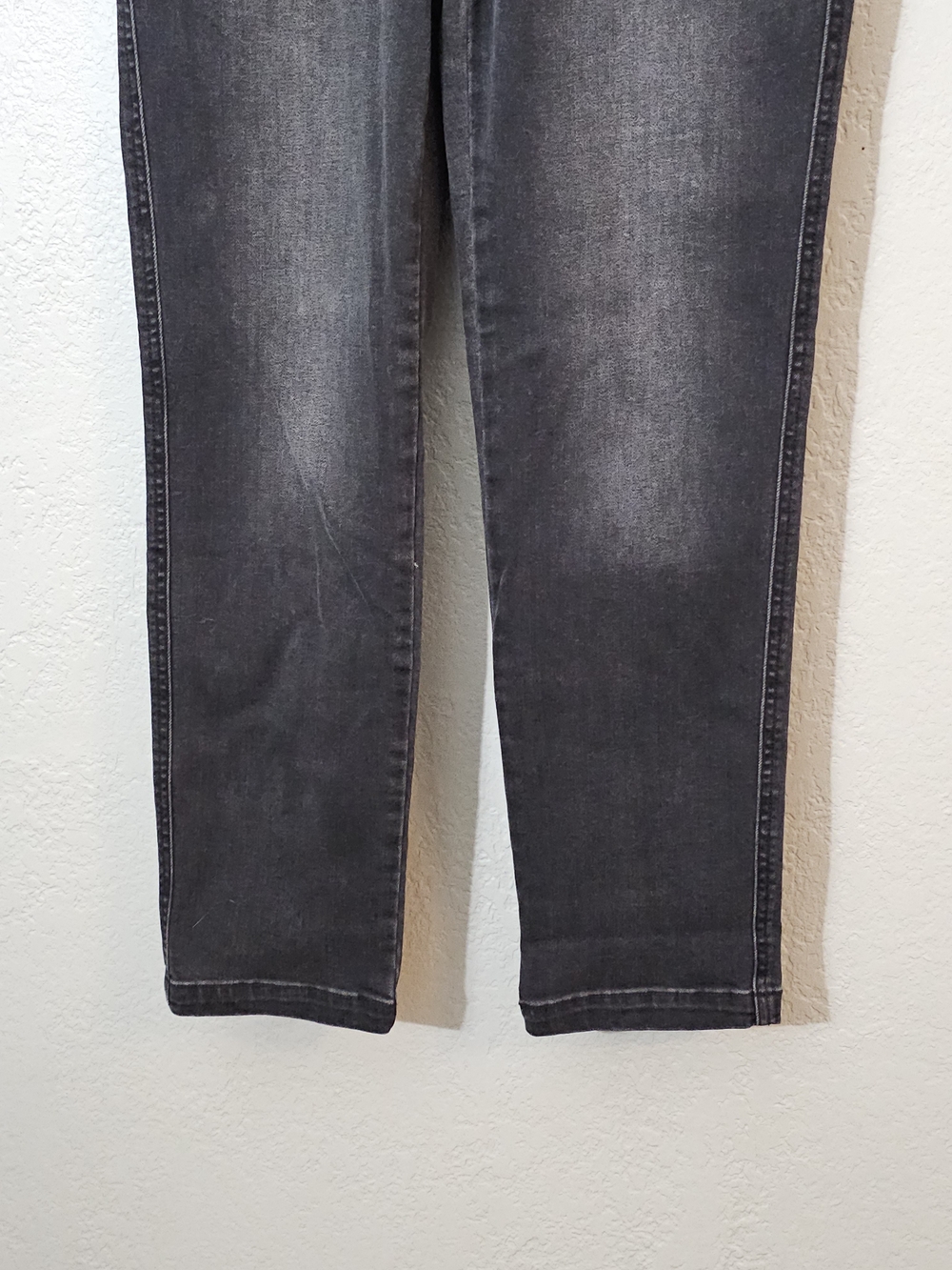 Spanx Straight Leg Jeans Vintage Black Wash Womens XS Petite Pull On Stretch - Picture 3 of 8